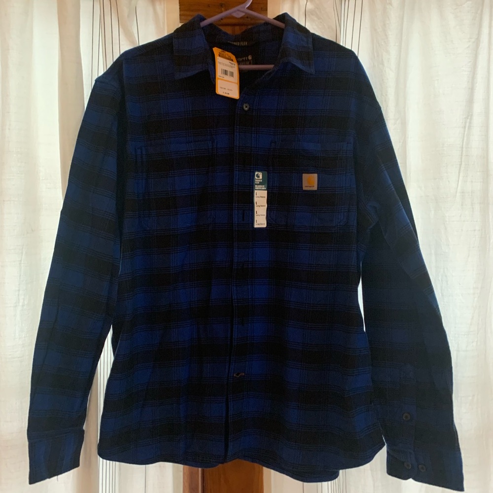 Men’s Carhartt button up flannel shirt